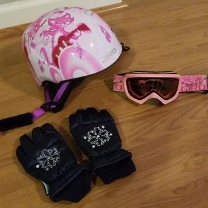 Girls ski snowboard helmet, goggles & gloves